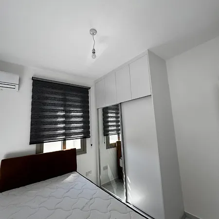 Modern In North Appartement